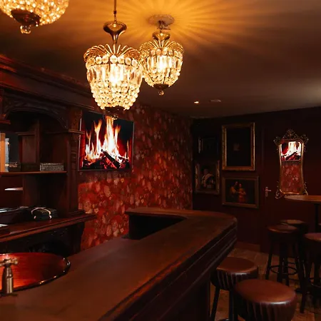 Boutique Hotel Elburg en Tapperij-2